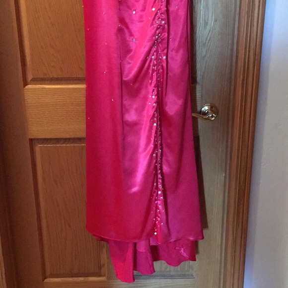 Beautiful Prom or Senior Ball Dress - Picture 5 of 8